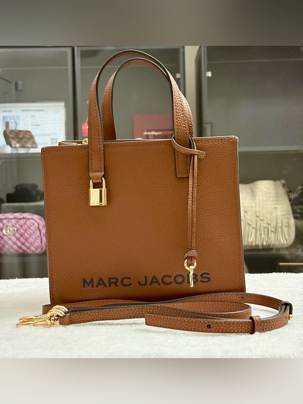 Marc Jacobs Mini Grind Leather Tote – Carmel